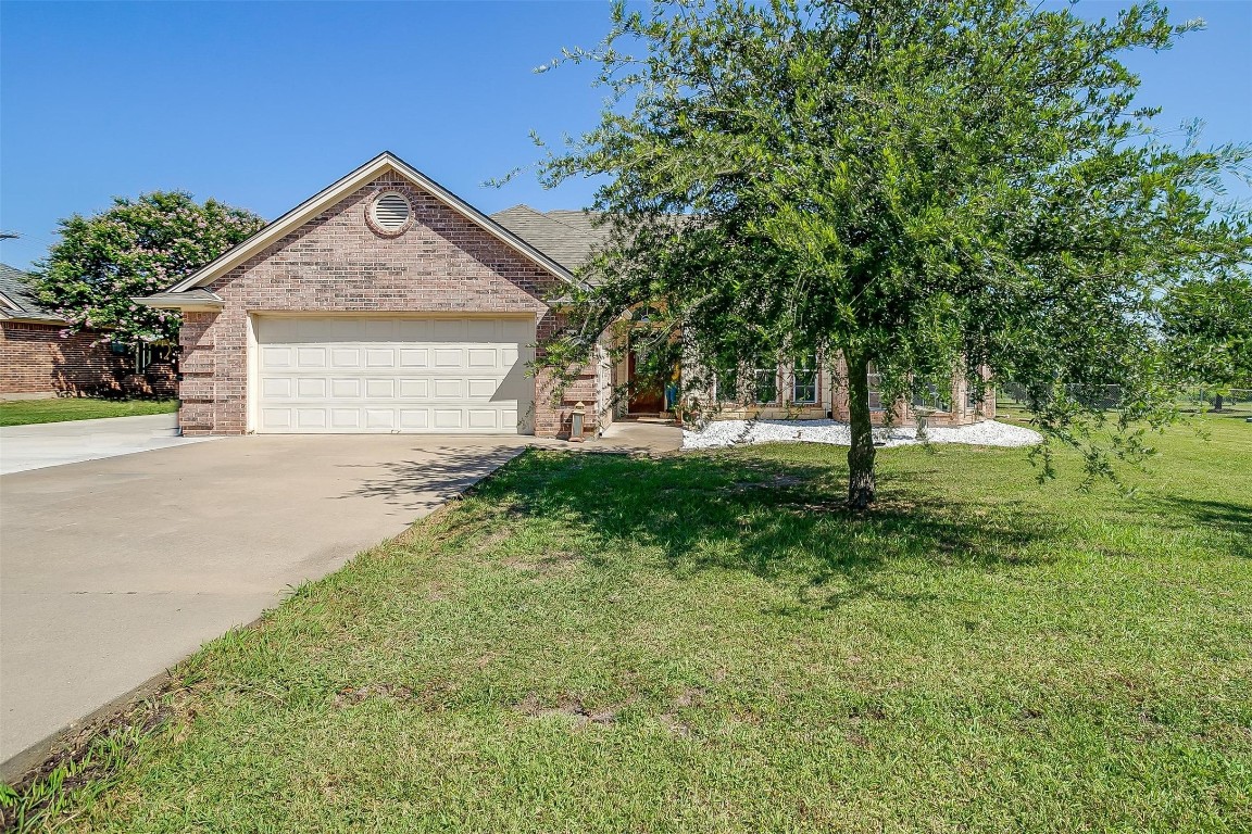 1908 Lazy Court Granbury TX 76048