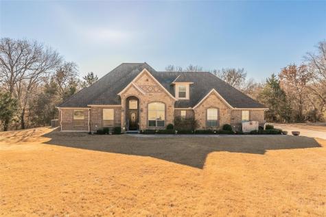 112 Derby Court Azle TX 76020