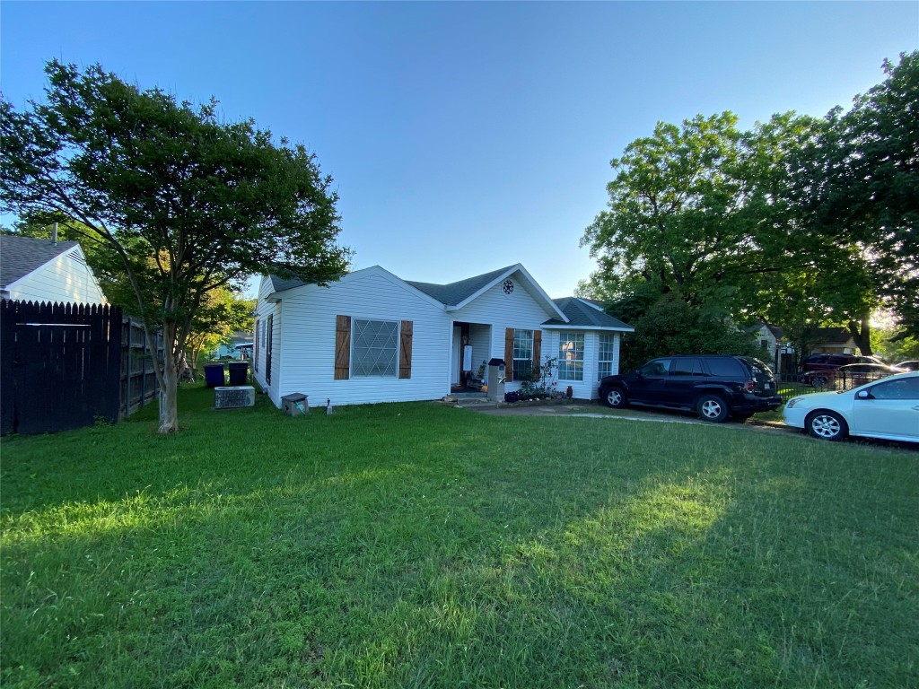 6810 Hollis Avenue Dallas TX 75227