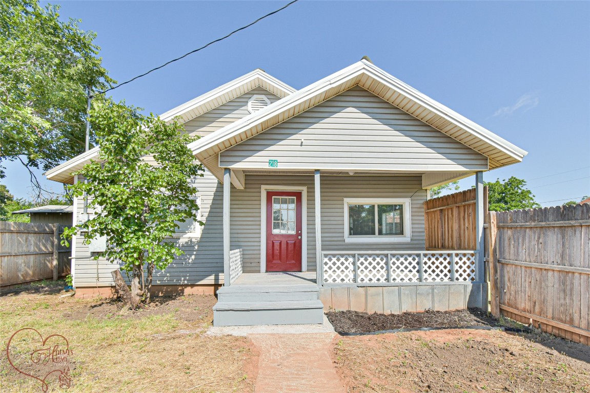 218 S Mesquite Street Trent TX 79561