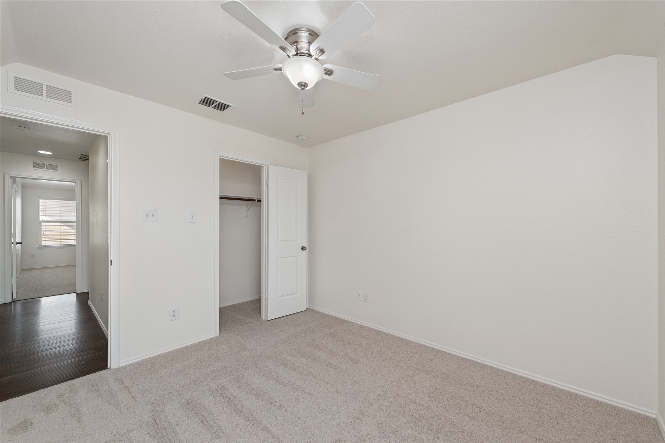 946 Bowie Drive Lavon TX 75166