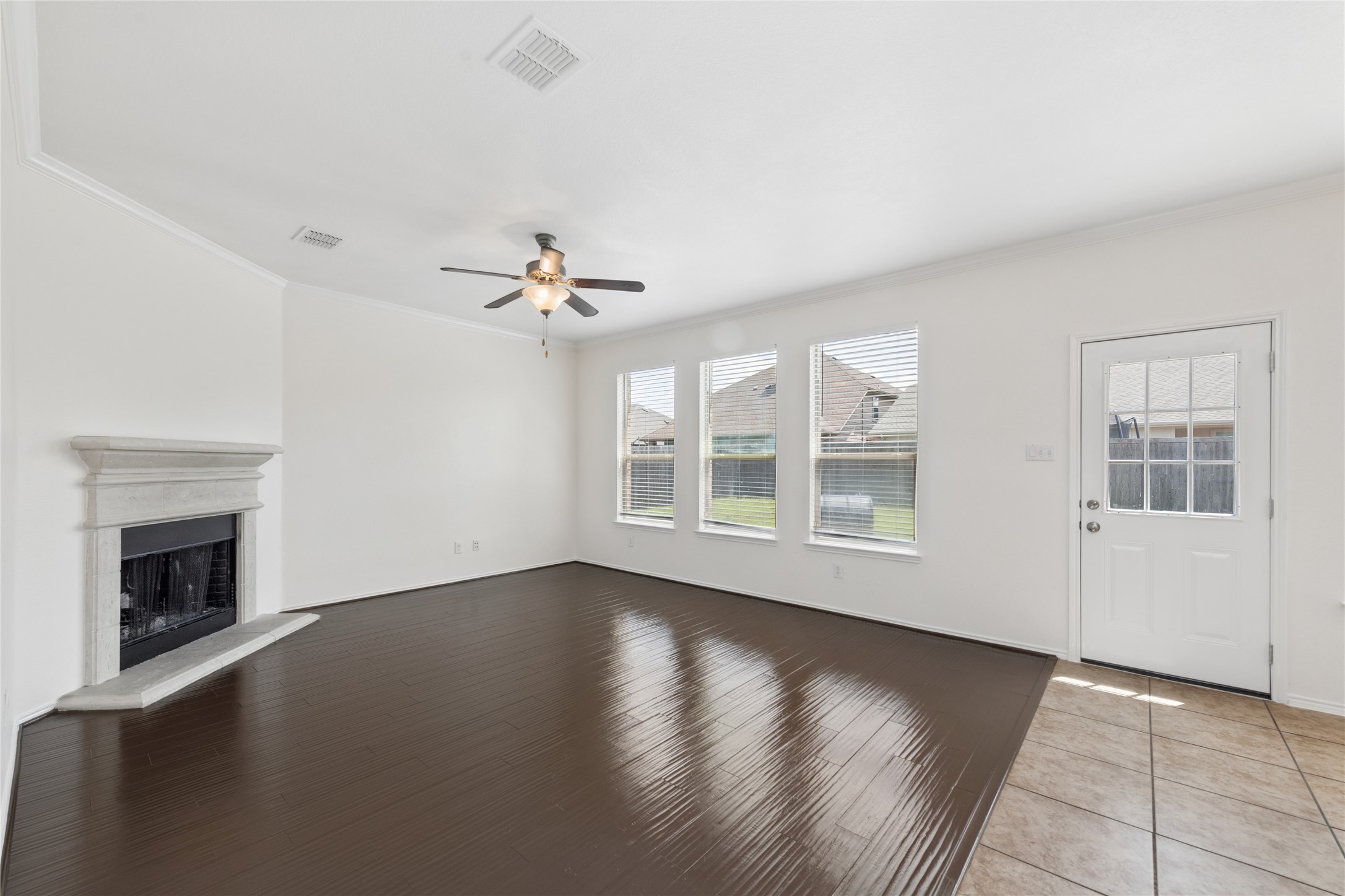 946 Bowie Drive Lavon TX 75166
