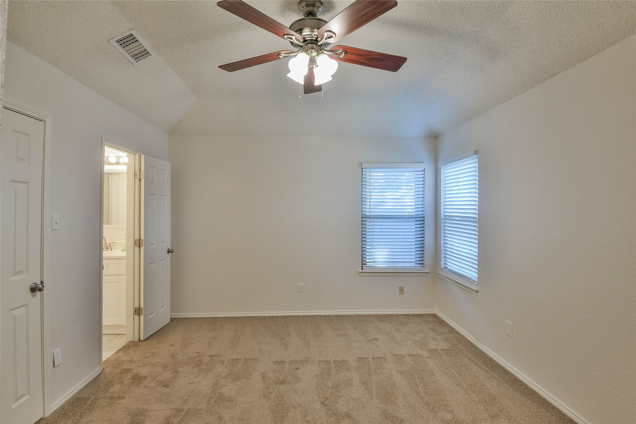 10109 Pack Saddle Trail Fort Worth TX 76108