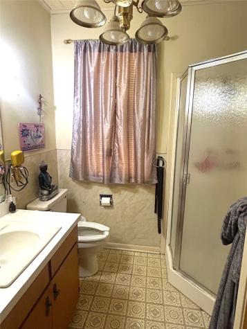 706 Virginia Street Graham TX 76450