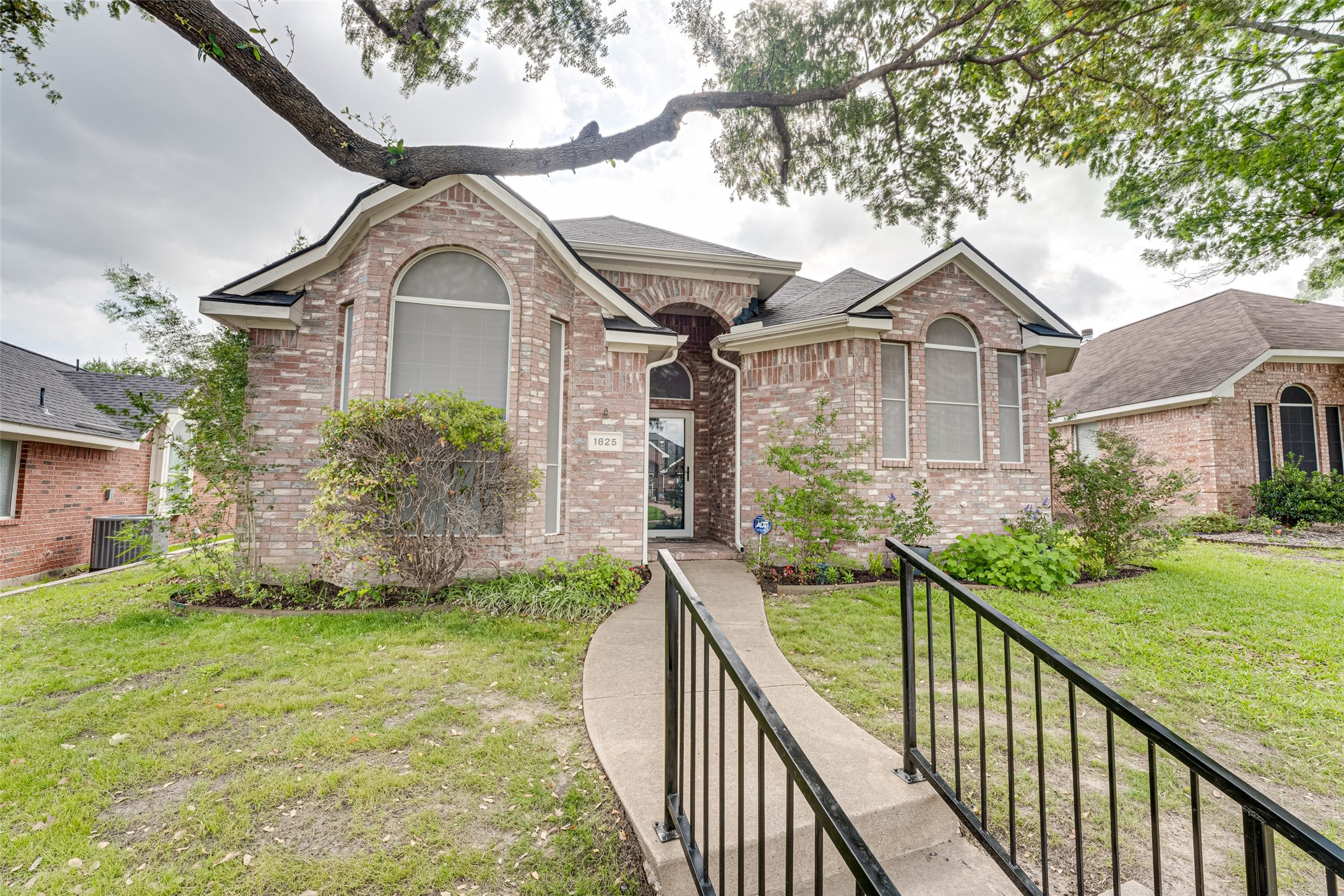 1825 Ambrose Drive Rowlett TX 75089