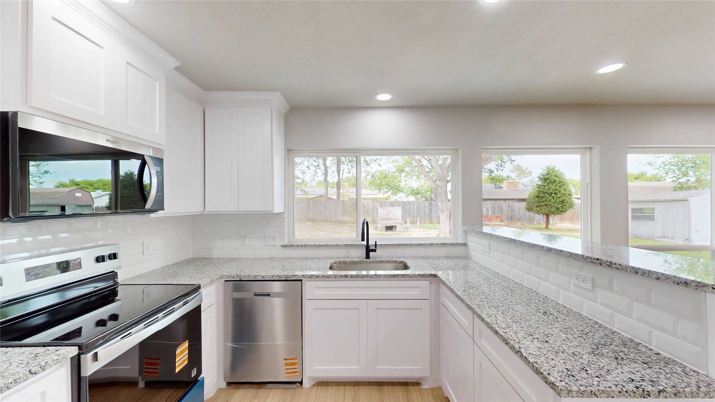 3205 Jamestown Drive Forest Hill TX 76140
