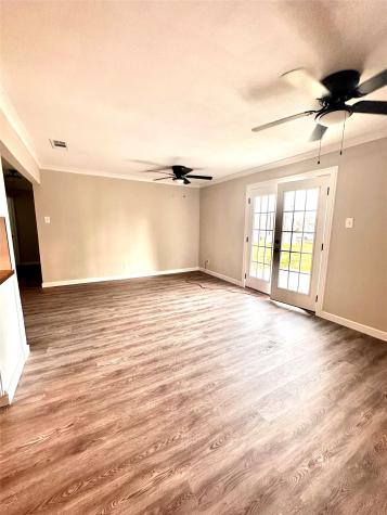 1322 Shorecrest Drive Garland TX 75040