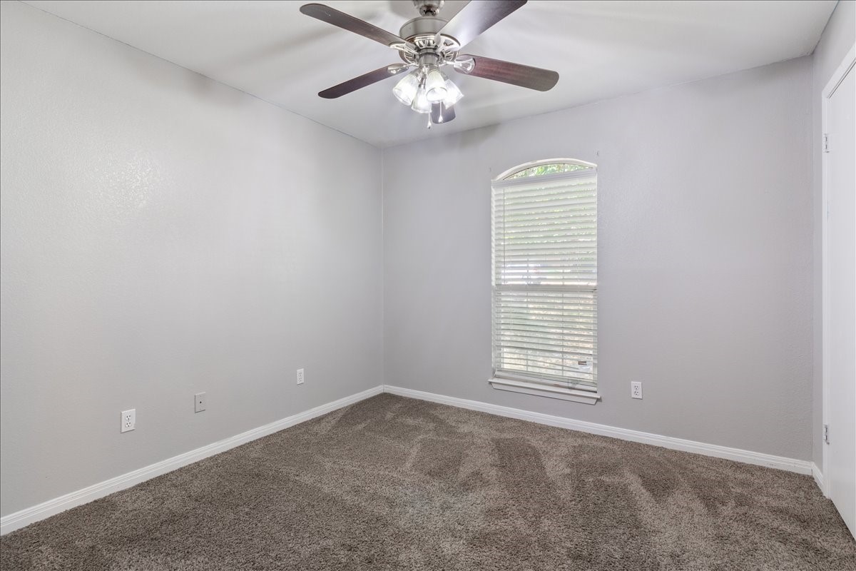 706 Rolling Hills Drive Hewitt TX 76643