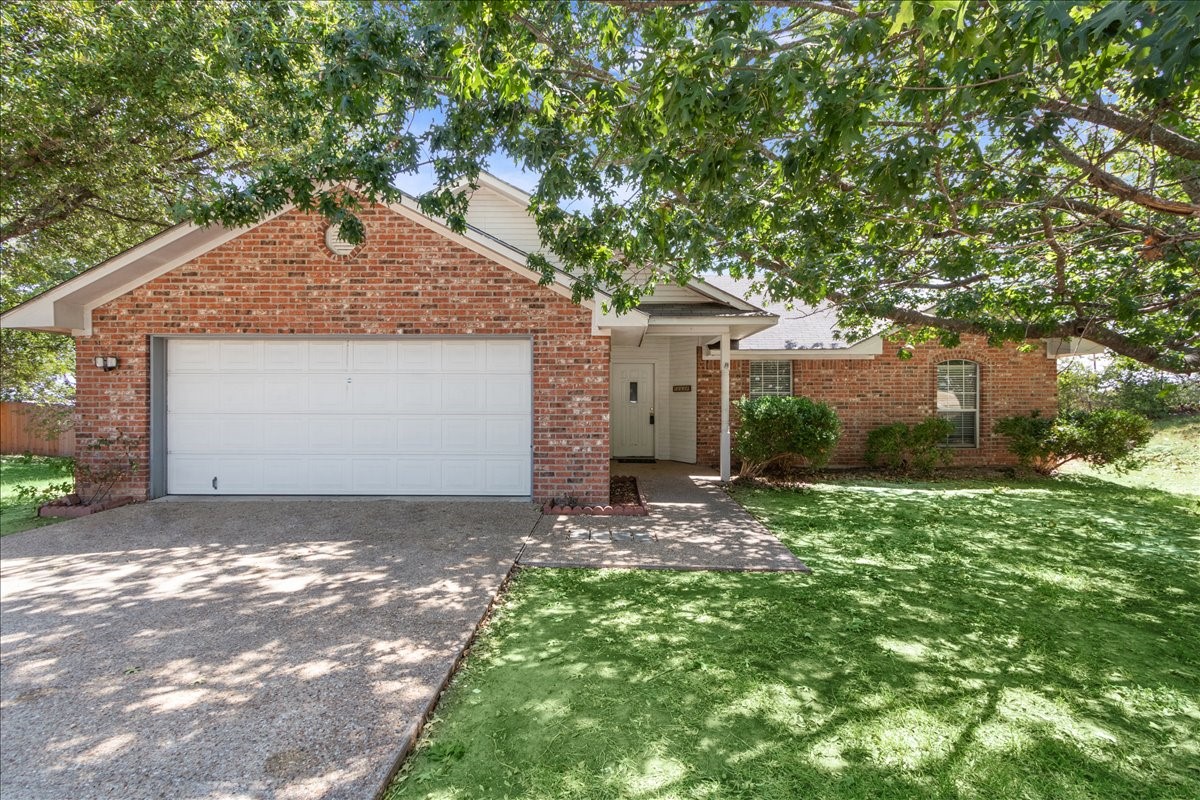 706 Rolling Hills Drive Hewitt TX 76643