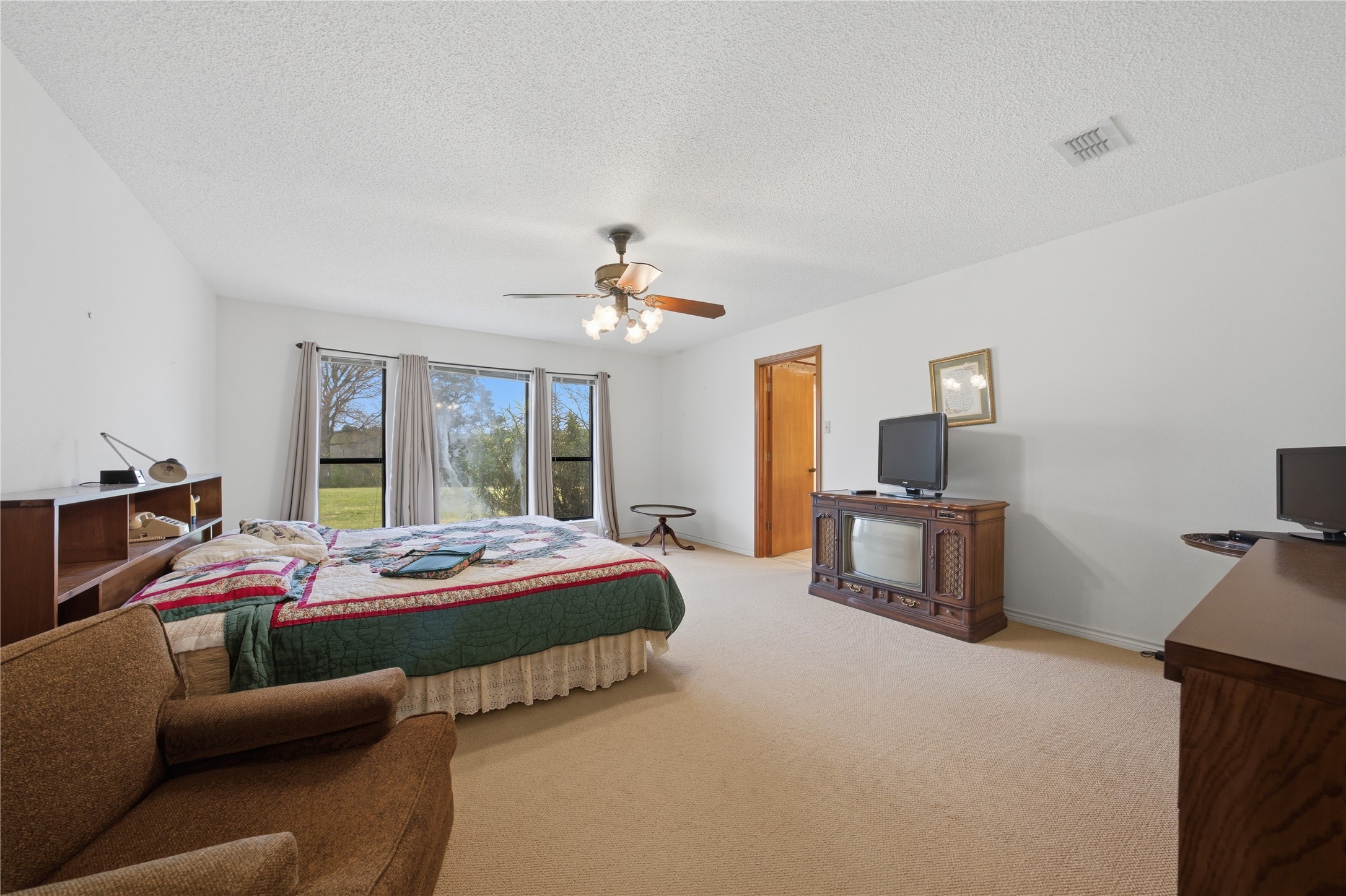 17804 Cr 4235 Frankston TX 75763
