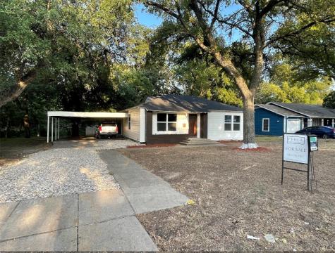 1220 Churchill Road River Oaks TX 76114