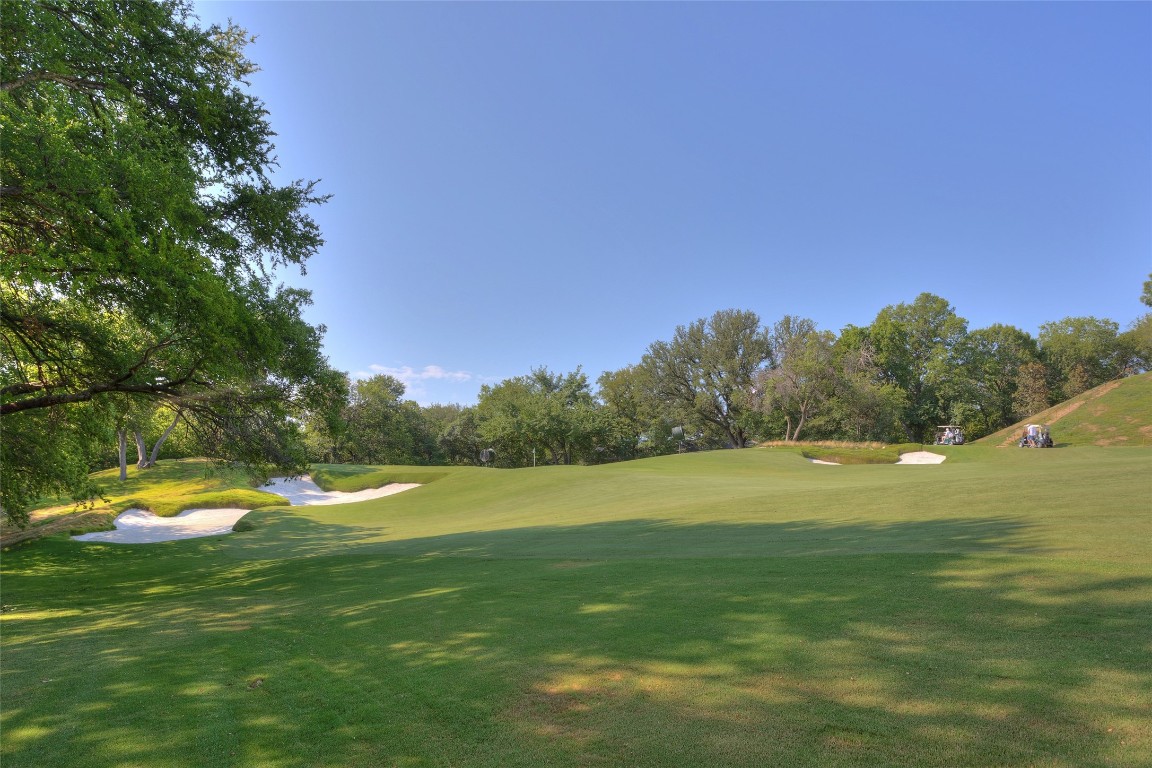 932 Roaring Springs Road Fort Worth TX 76114
