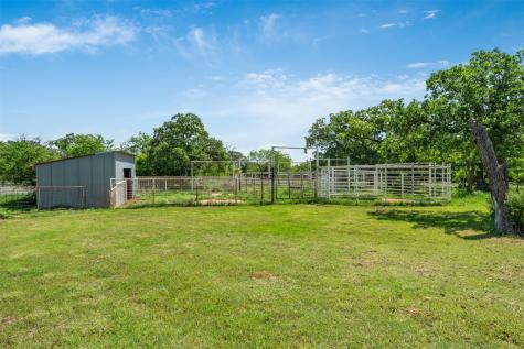 3377 Lodge Creek Road Henrietta TX 76365