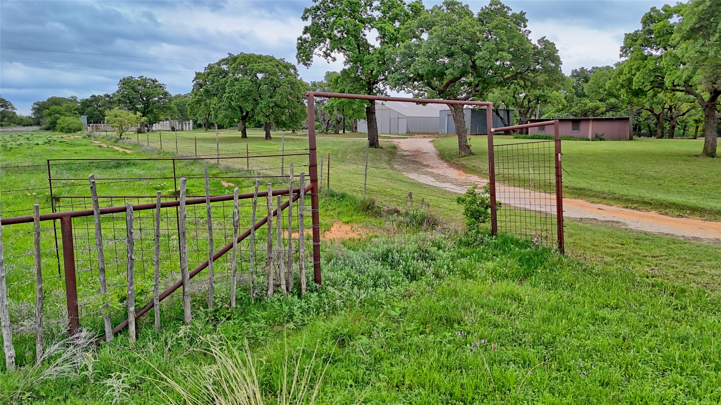 3377 Lodge Creek Road Henrietta TX 76365