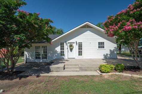 290 S Dogwood Street Rhome TX 76078