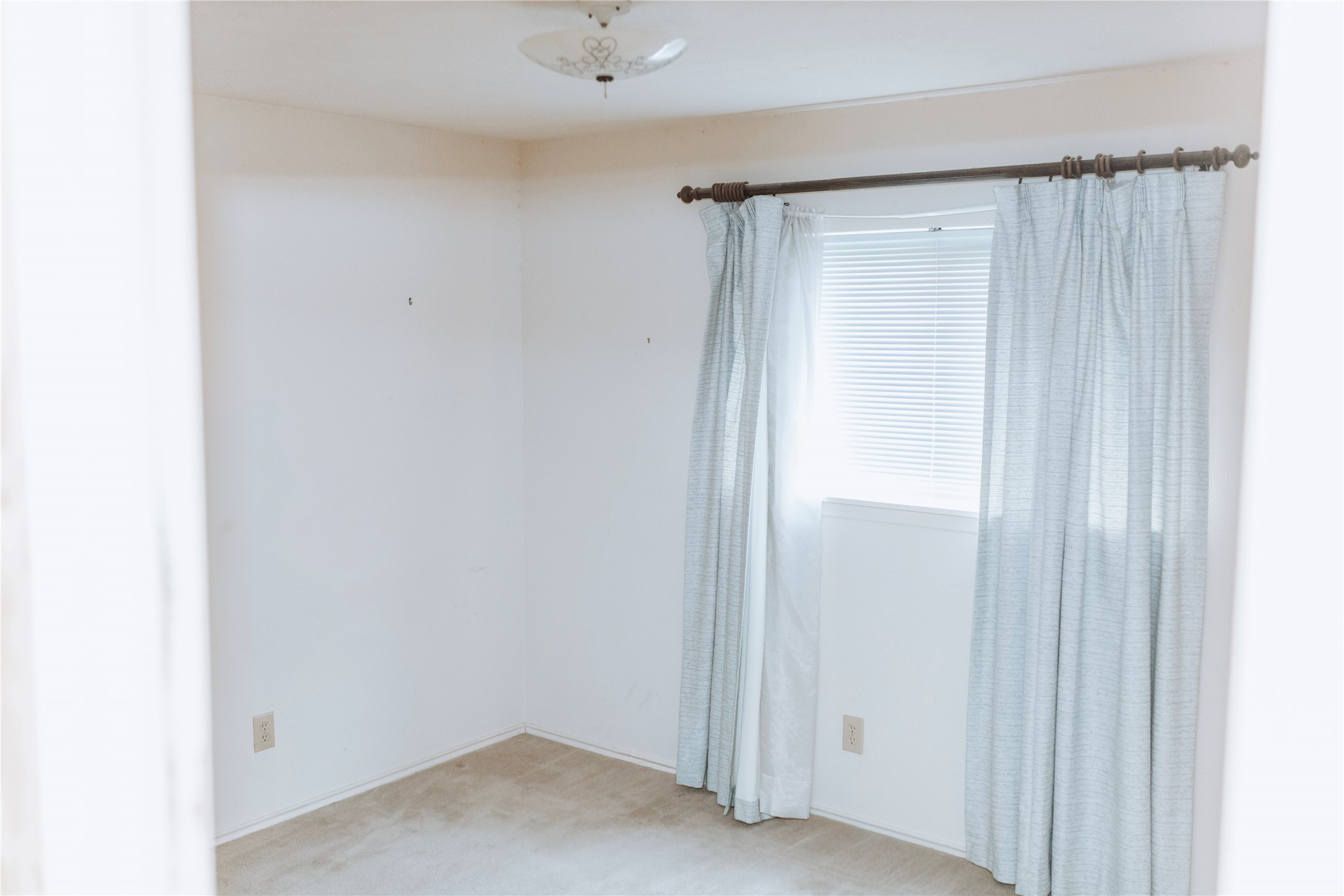 2609 Treeview Drive Arlington TX 76016