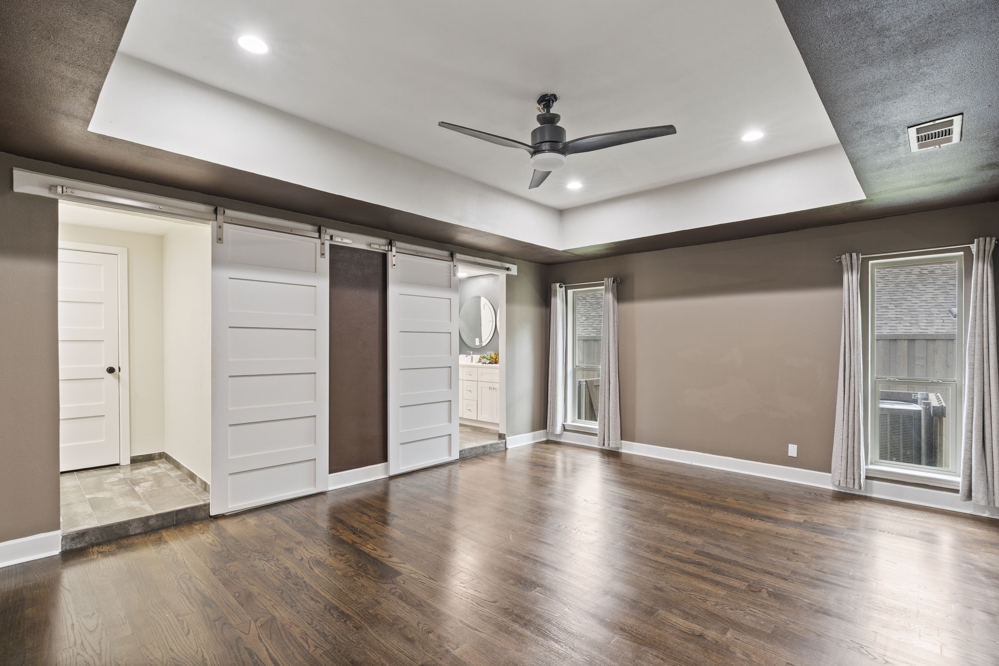9405 Rocky Branch Drive Dallas TX 75243