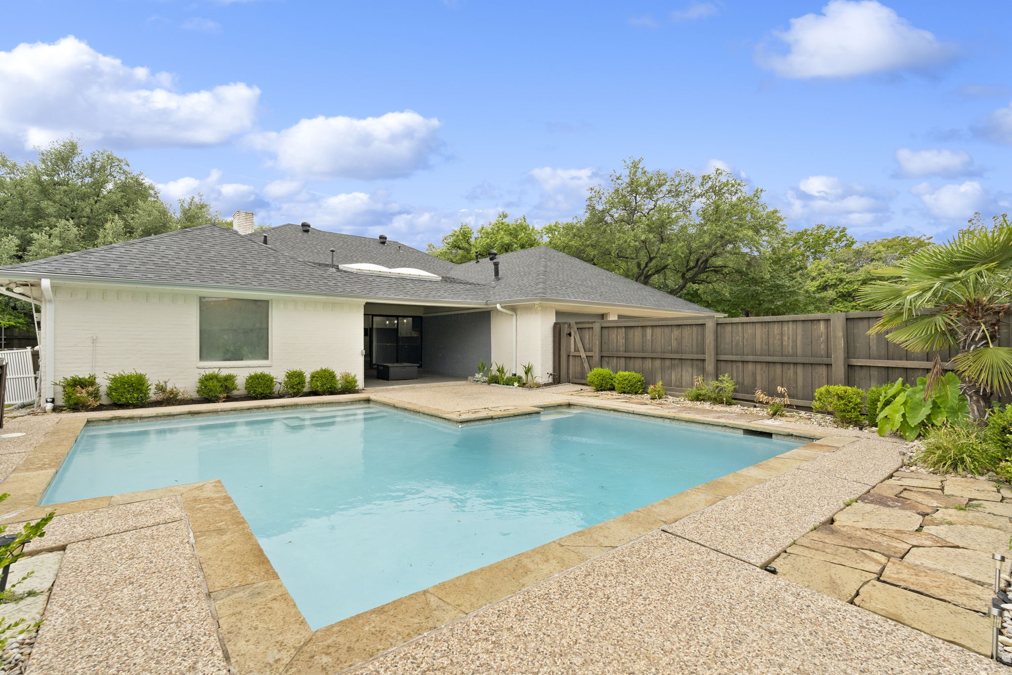 9405 Rocky Branch Drive Dallas TX 75243
