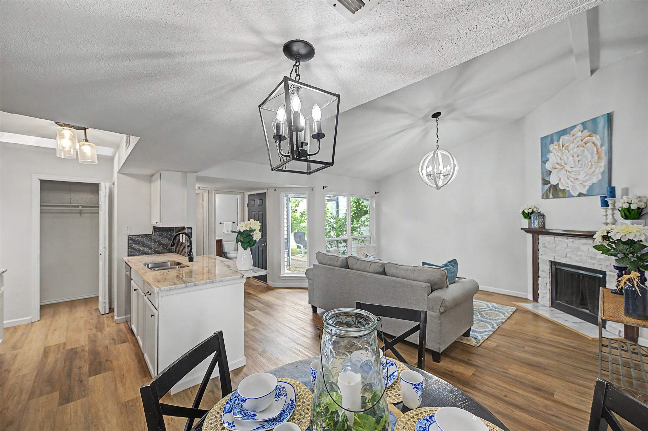 2506 Sunflower Drive Arlington TX 76014