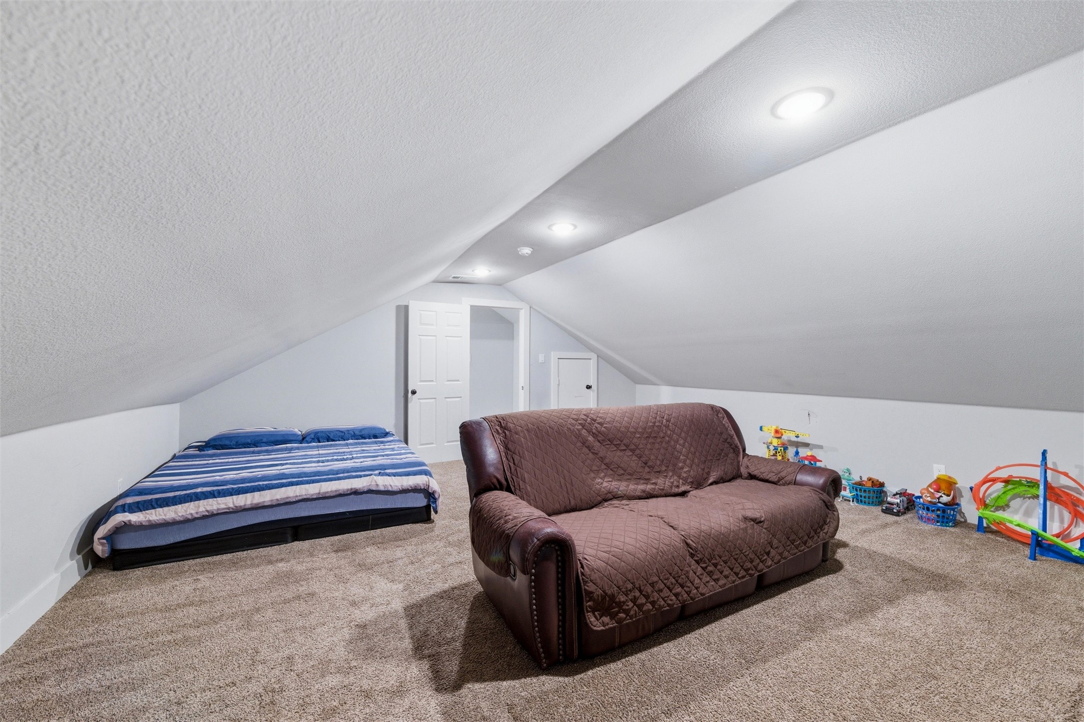 203 Pioneer Drive Keene TX 76059