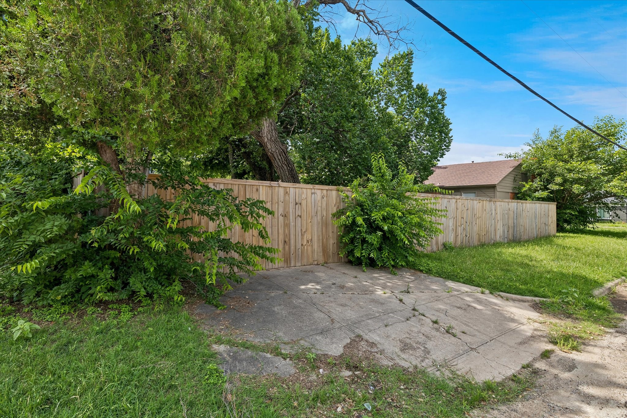 5142 N Hall Street Dallas TX 75235