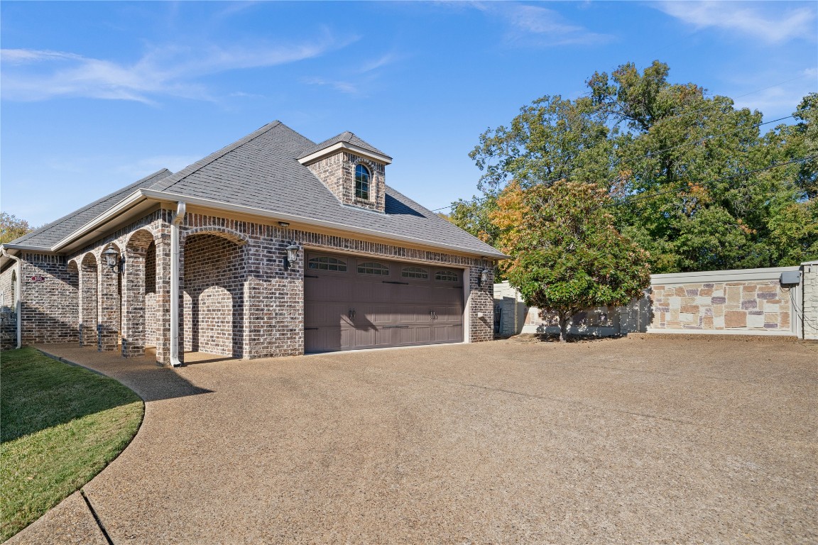 100 Timber Creek Court Lindale TX 75771