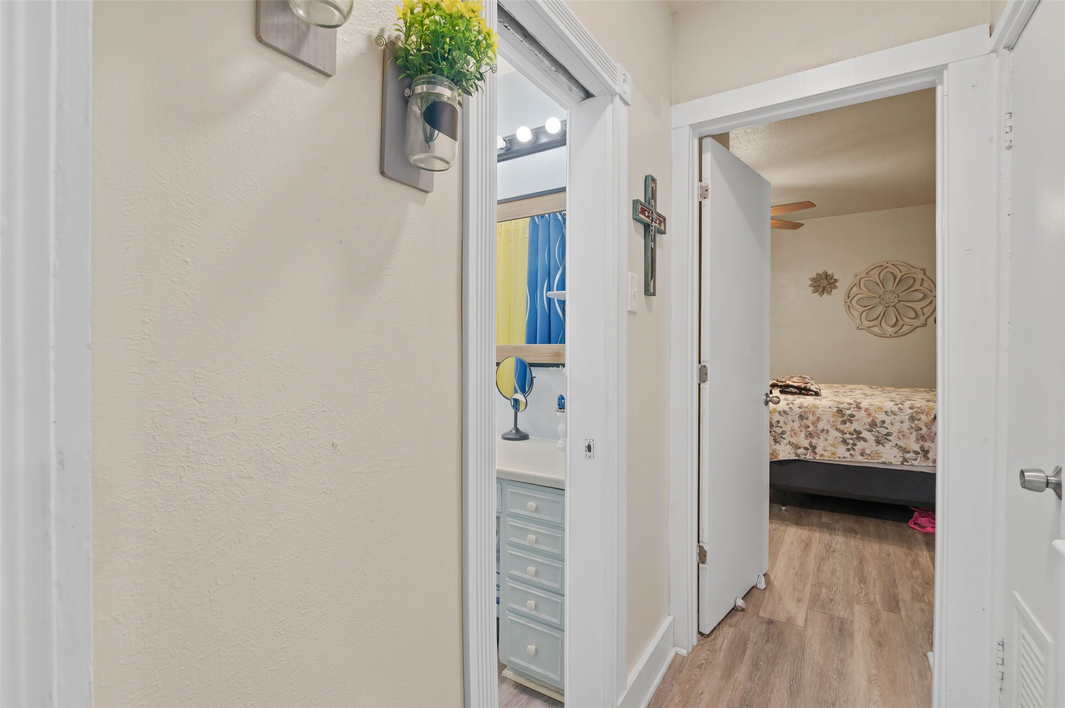 211 S Wickham Street Alvord TX 76225