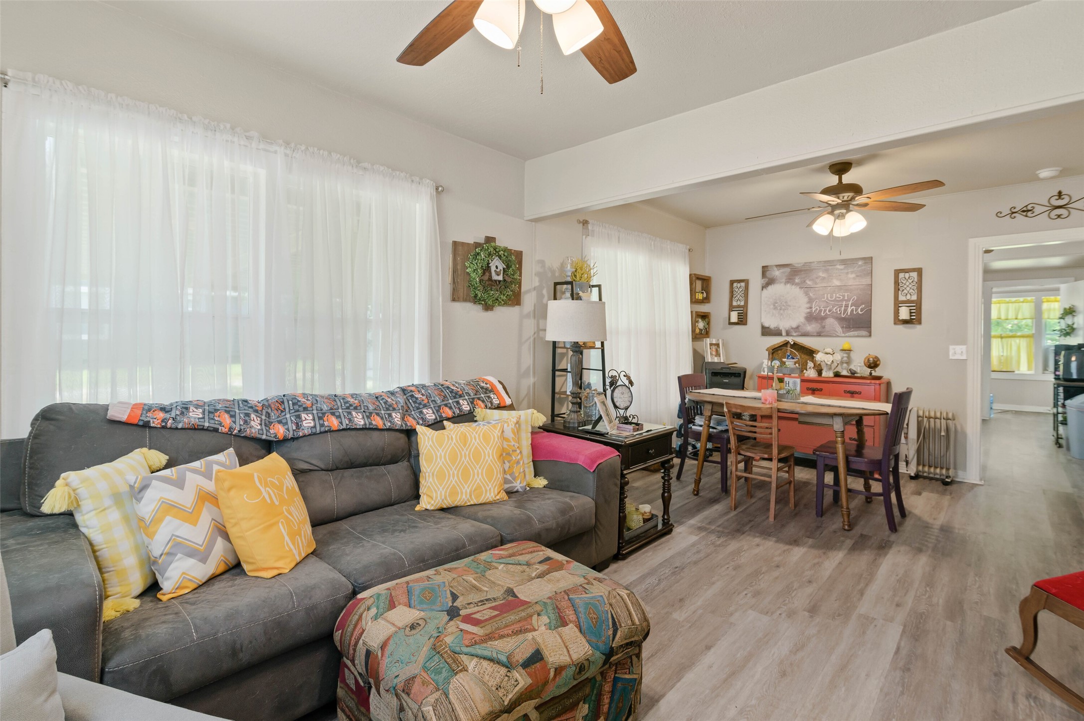 211 S Wickham Street Alvord TX 76225