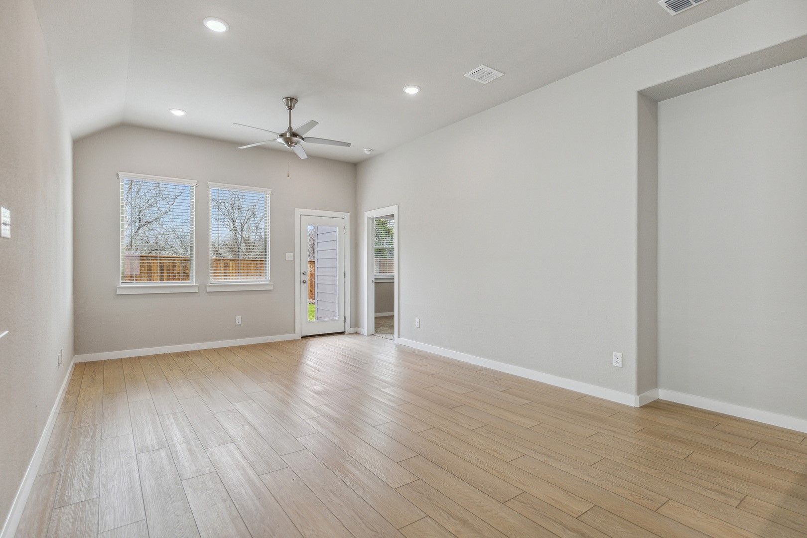 3914 Nasworthy Drive Farmersville TX 75442