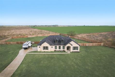 170 Grays Creek Circle Ennis TX 75119