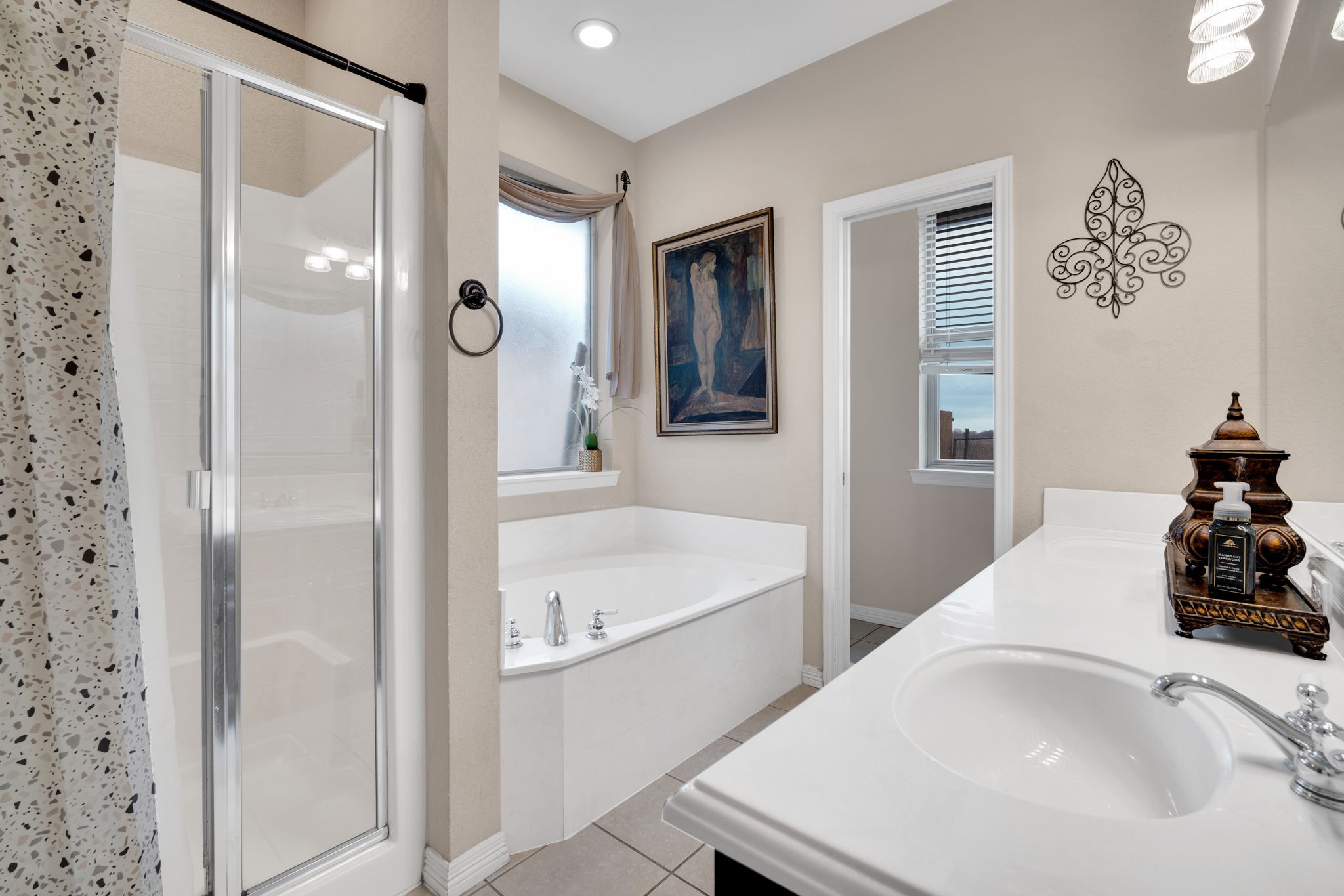 1305 Louise Lane Ennis TX 75119