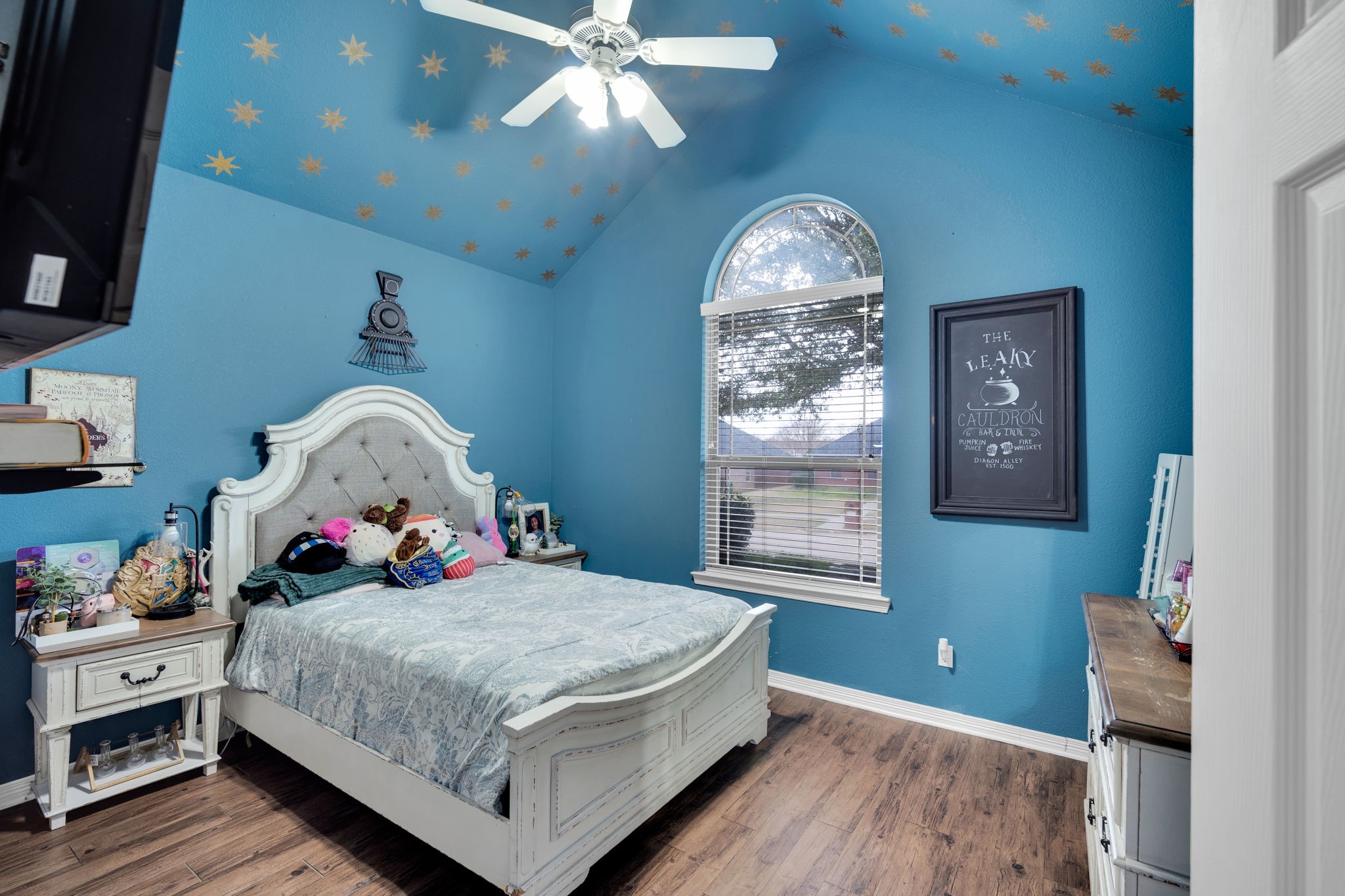 1305 Louise Lane Ennis TX 75119
