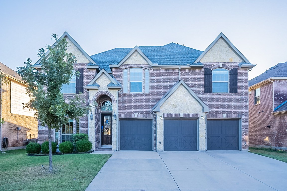 7256 Darsena Grand Prairie TX 75054