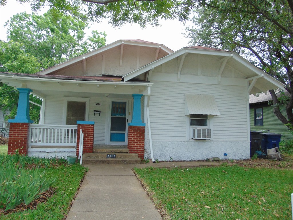 707 S Willomet Avenue Dallas TX 75208