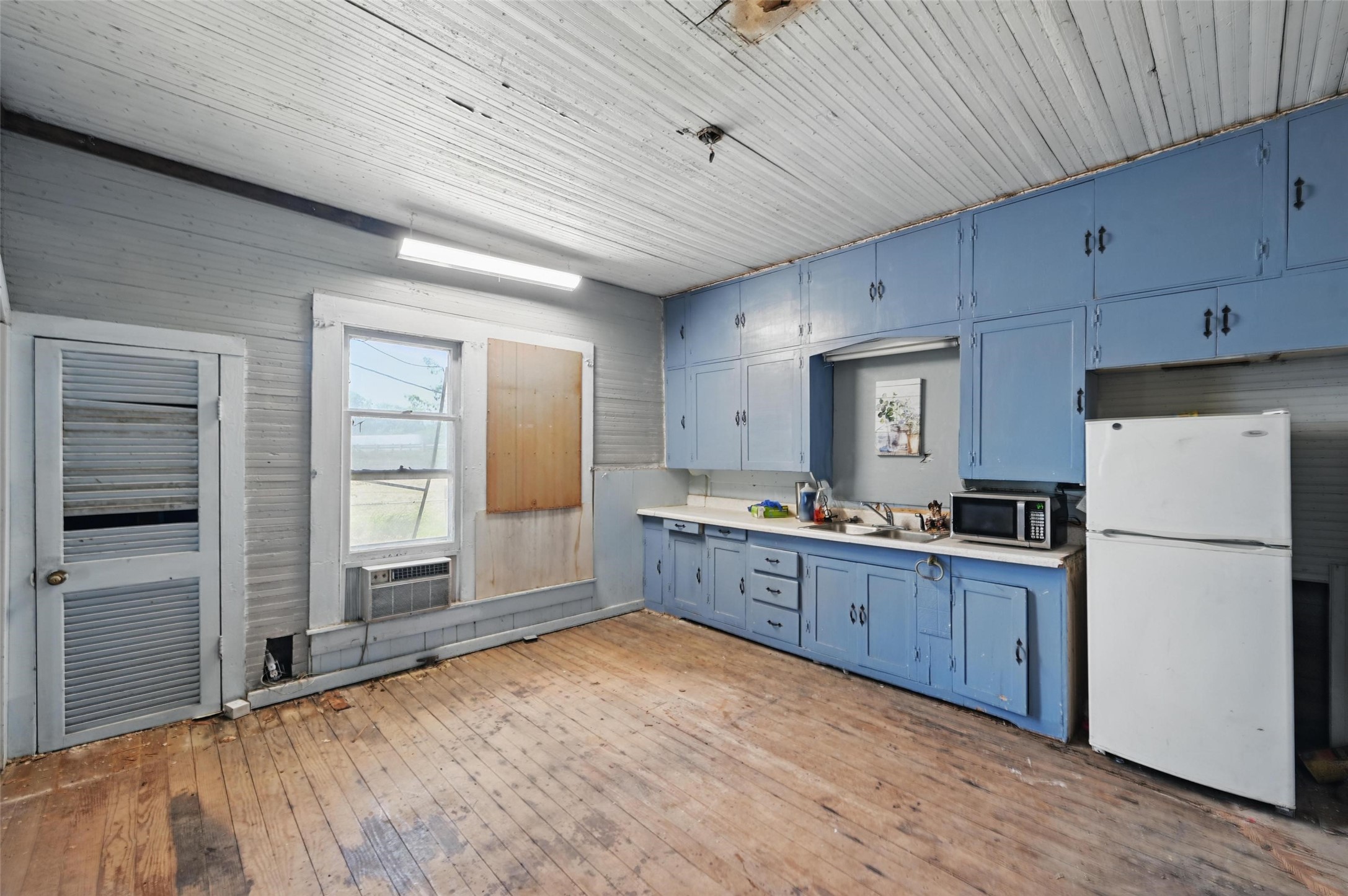 402 S Watson Street Alvarado TX 76009