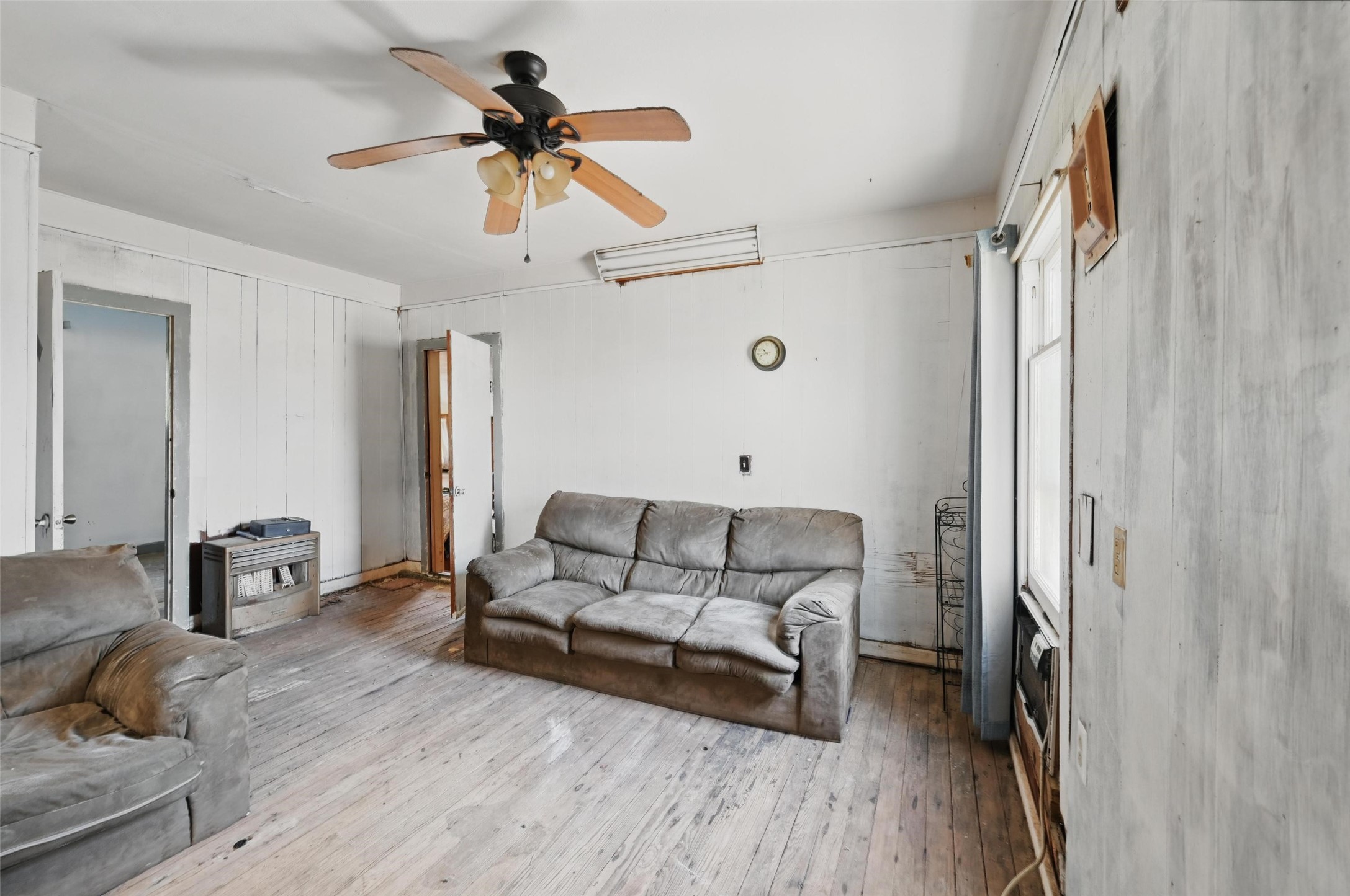 402 S Watson Street Alvarado TX 76009