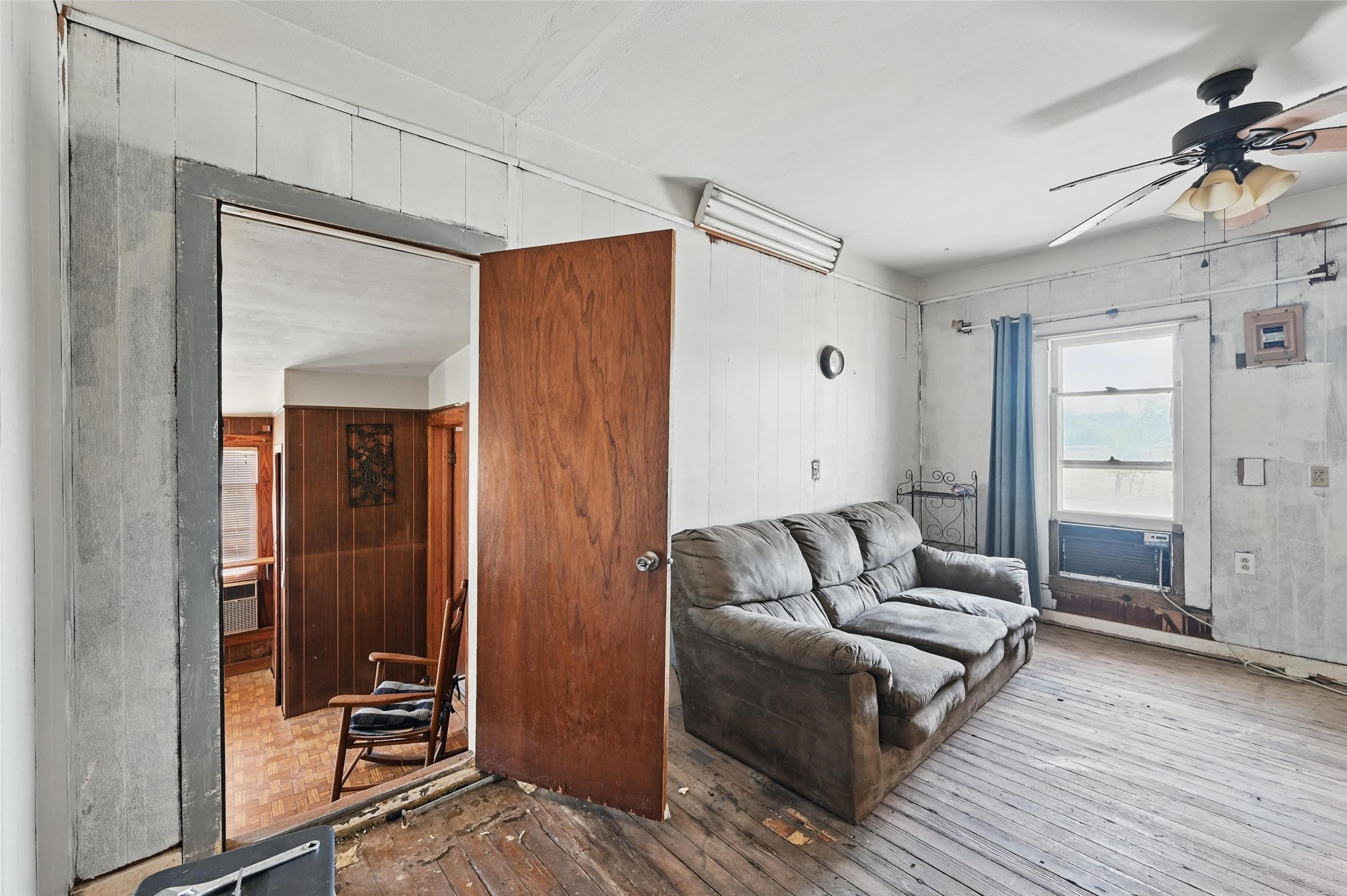 402 S Watson Street Alvarado TX 76009