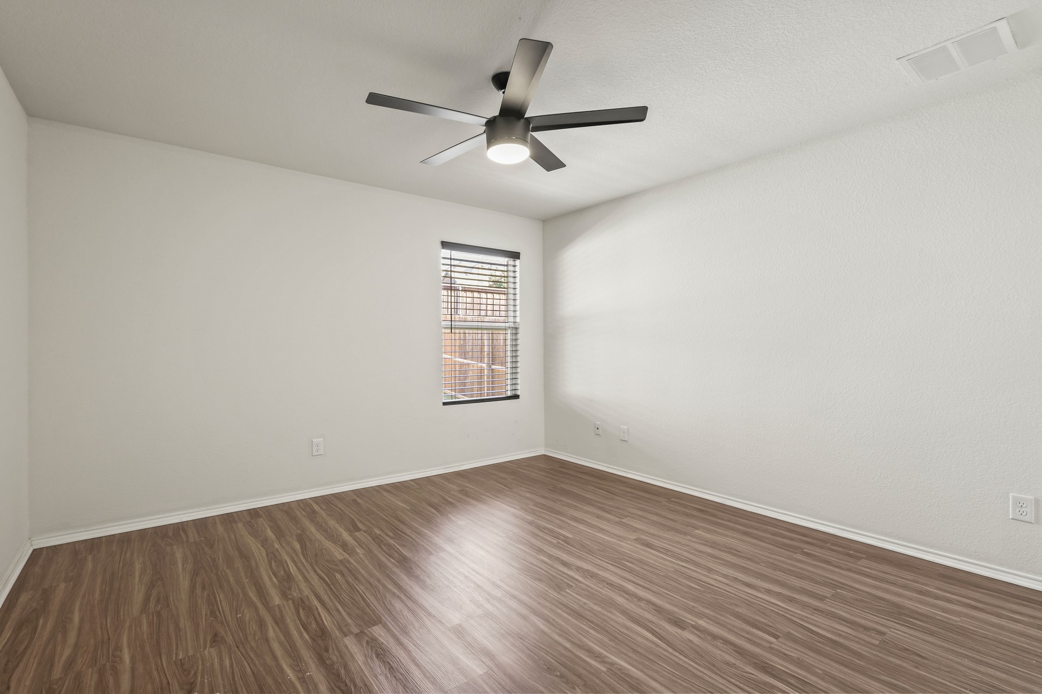5652 Mcclelland Street Forney TX 75126