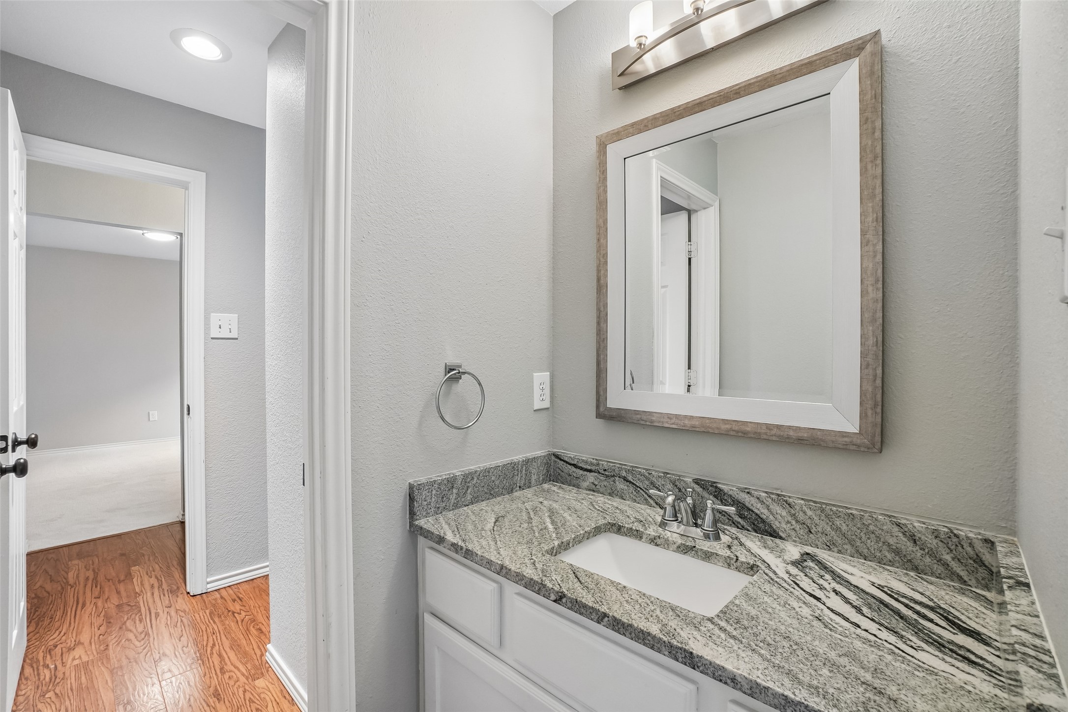 9212 Longview Drive Plano TX 75025