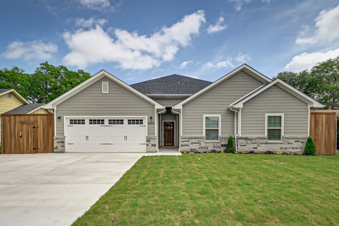 1003 Sunnyvale Drive Arlington TX 76010