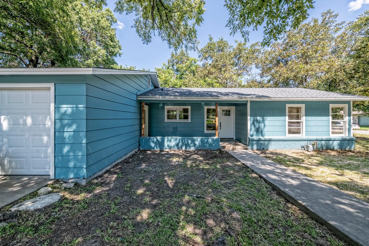 301 N Avenue Q Clifton TX 76634