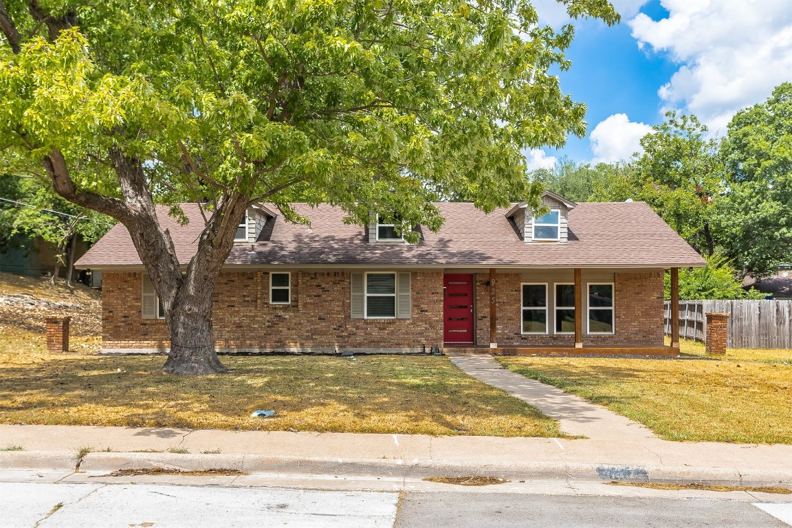 925 Oak Trail Desoto TX 75115