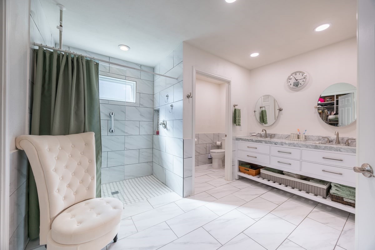 4768 Pebble Creek Drive Aubrey TX 76227