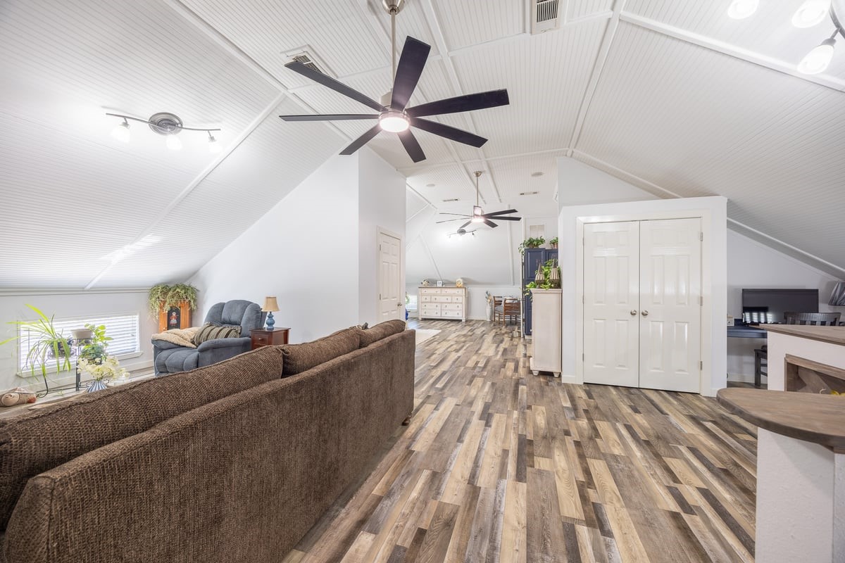 4768 Pebble Creek Drive Aubrey TX 76227