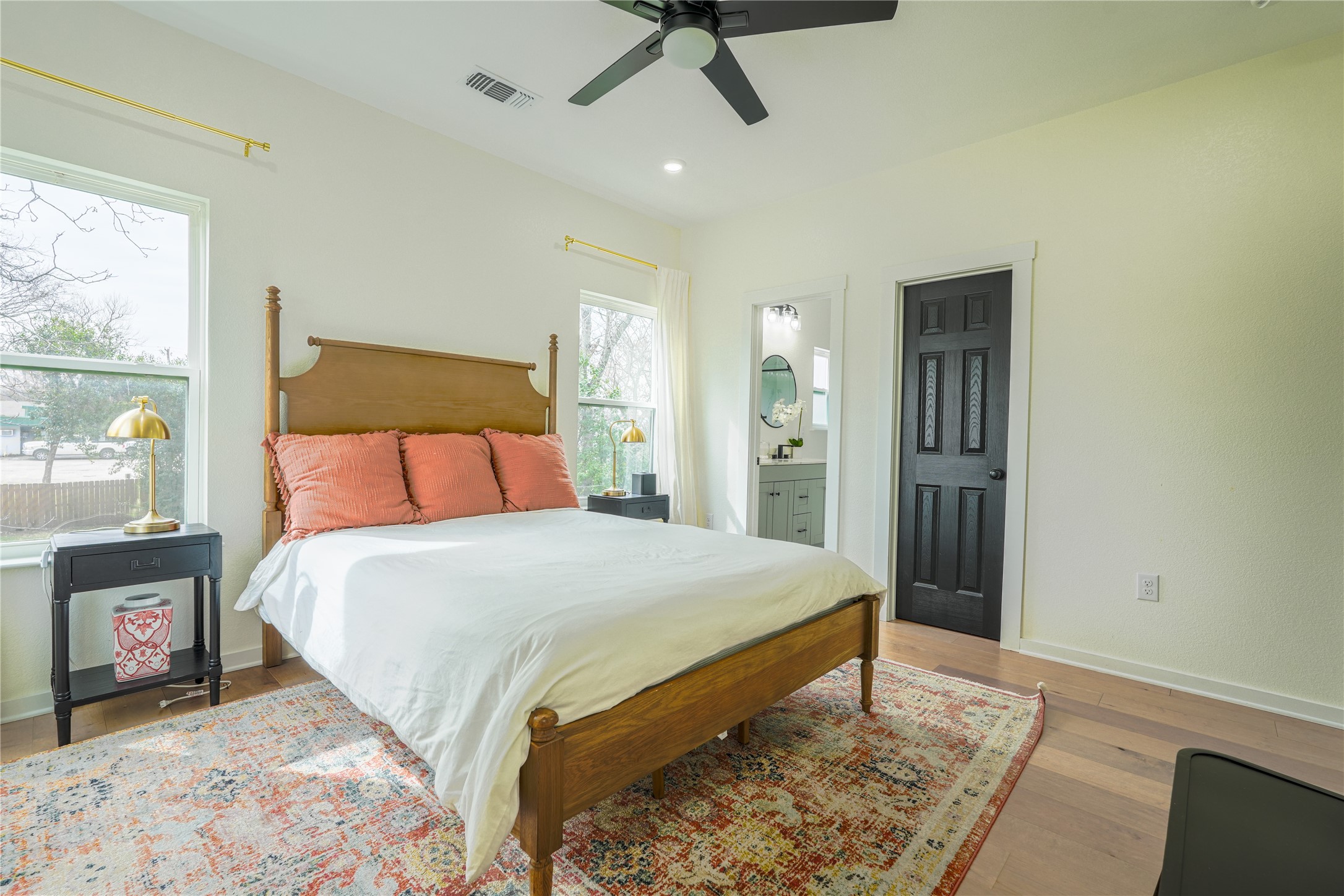 1904 N 17th Waco TX 76707