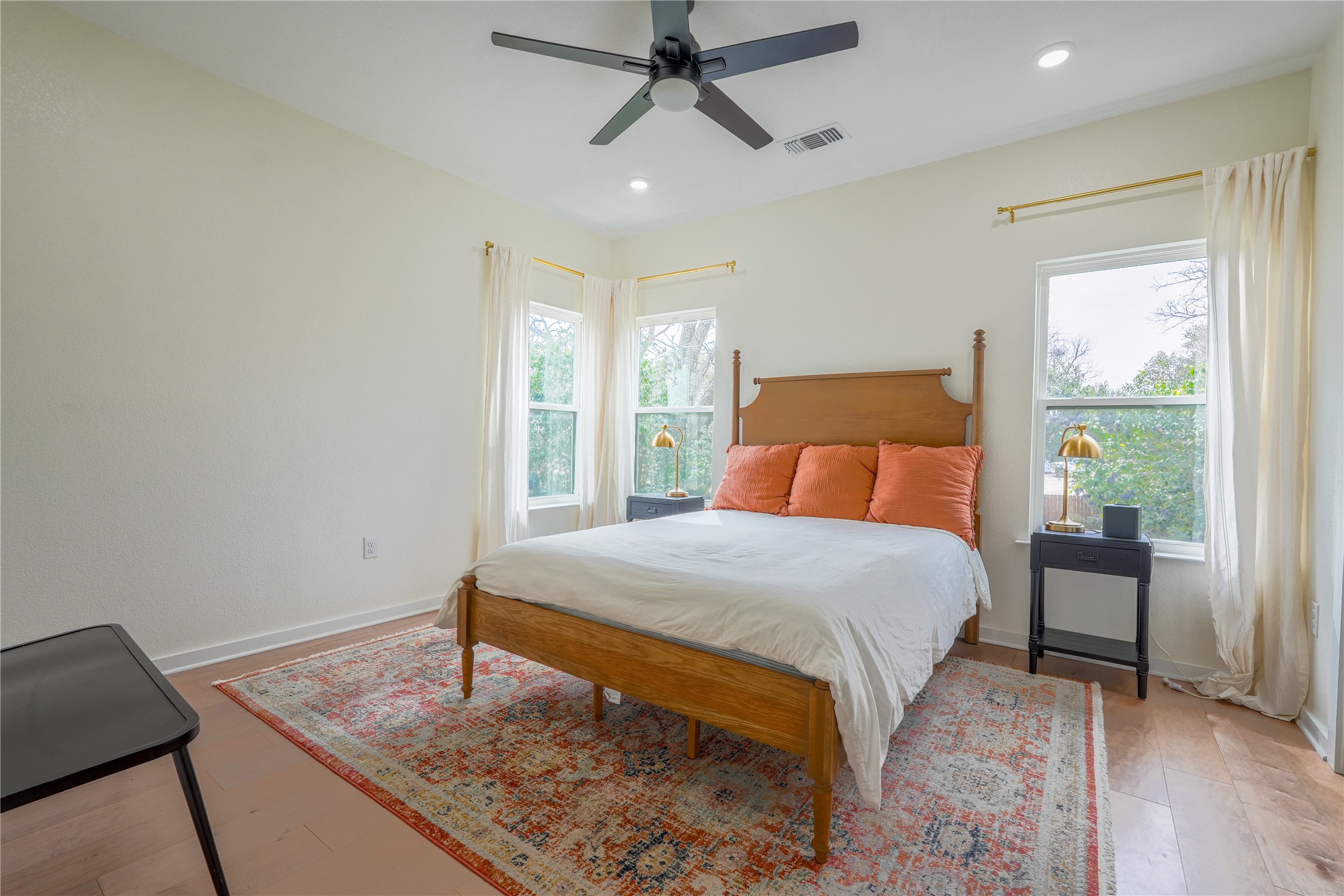 1904 N 17th Waco TX 76707