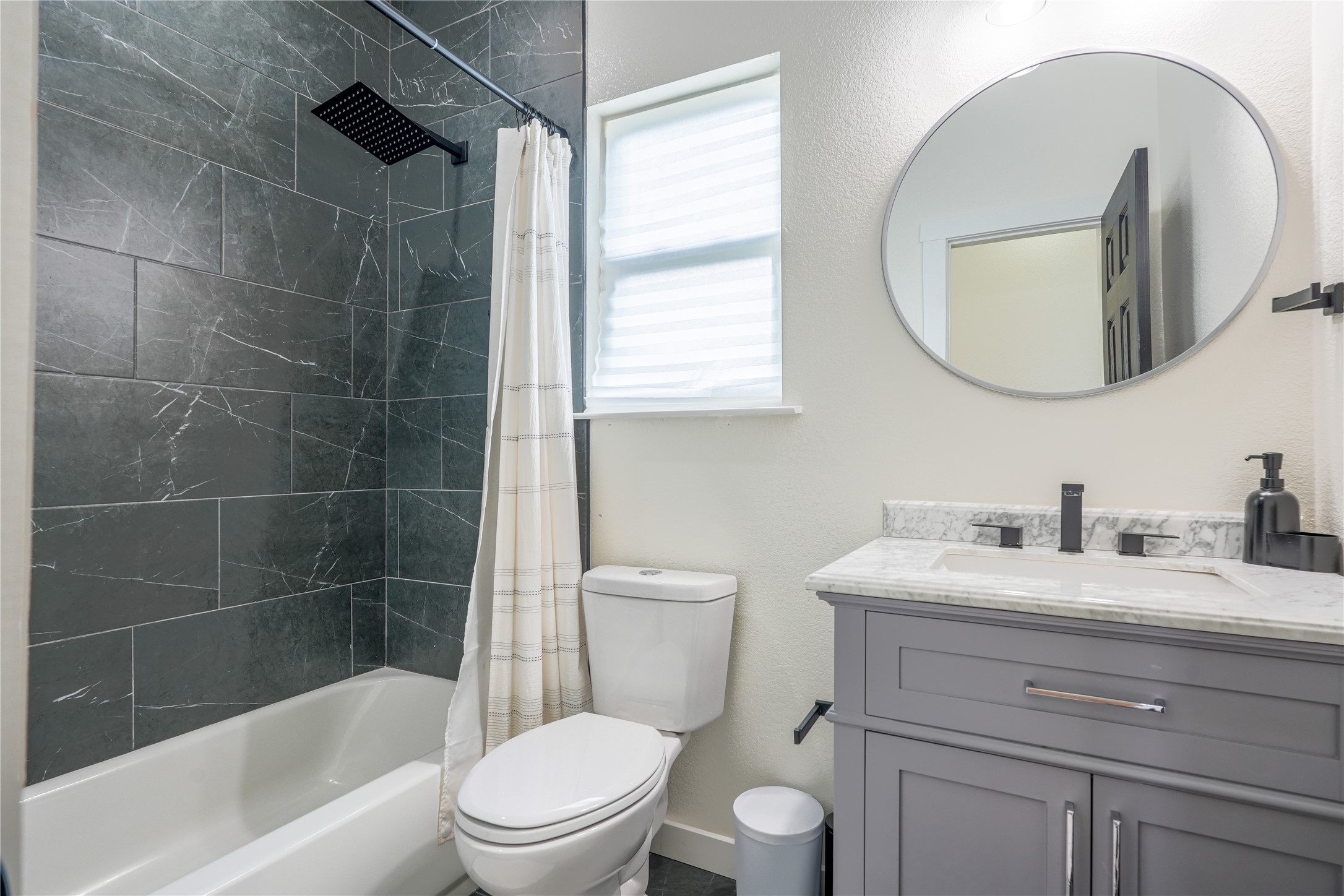 1904 N 17th Waco TX 76707