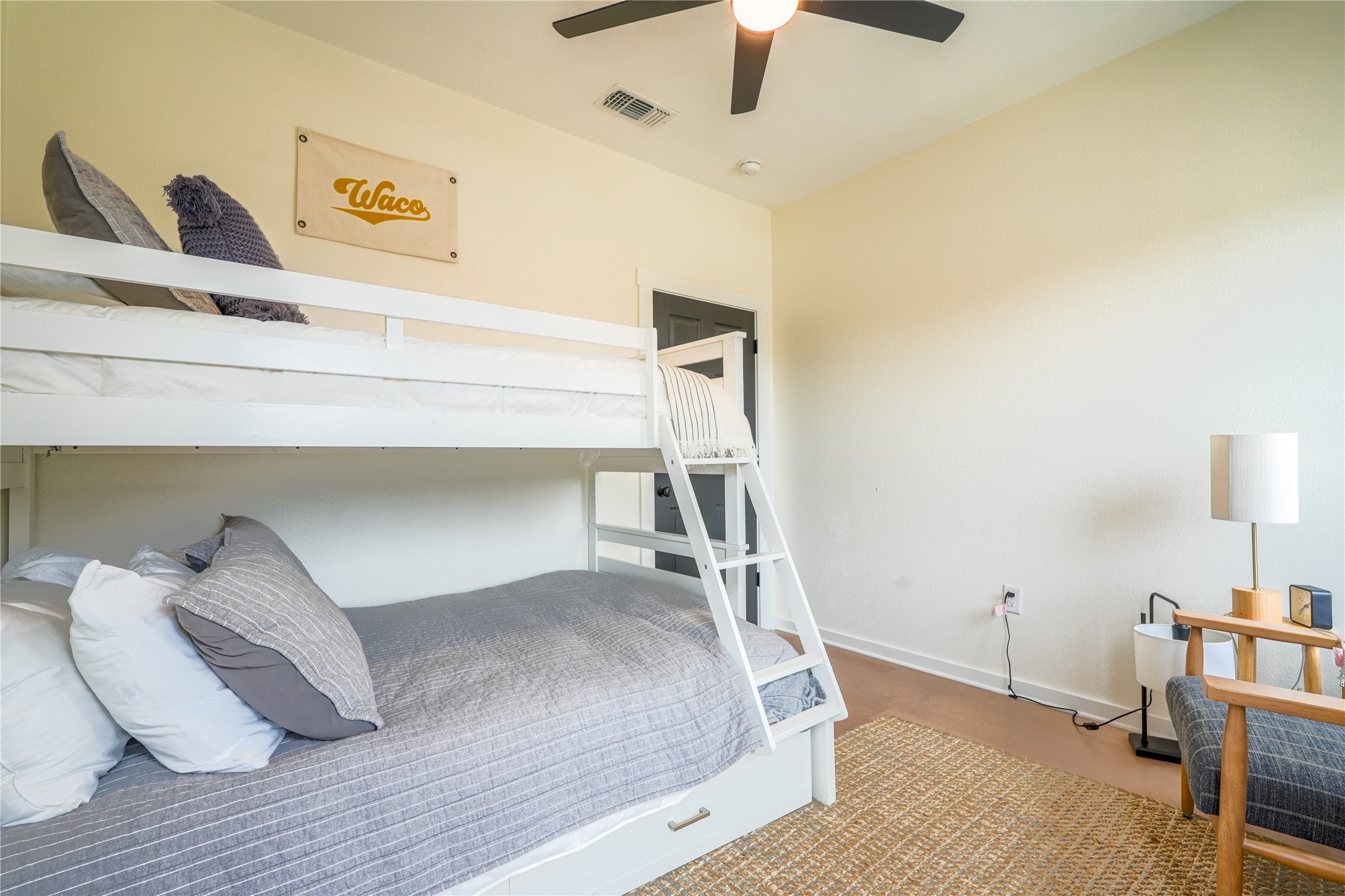 1904 N 17th Waco TX 76707