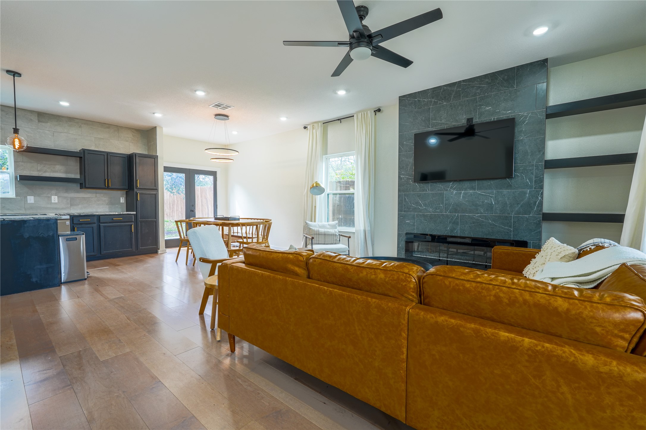 1904 N 17th Waco TX 76707