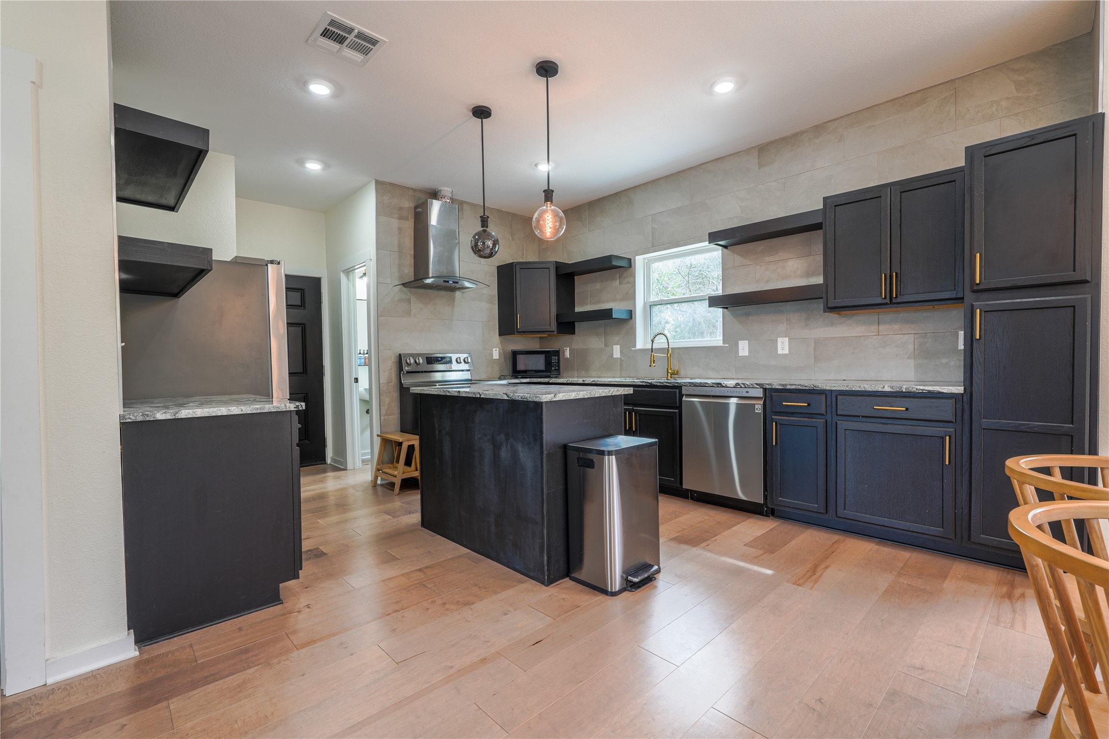 1904 N 17th Waco TX 76707